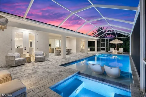 $1,090,000 | 1319 Southeast 38th Street, Cape Coral, FL 33904