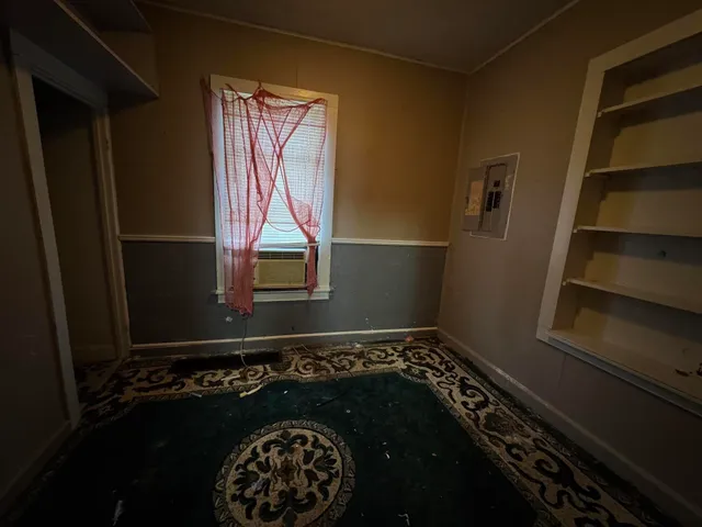 $70,000 | 640 South Magnolia Avenue, Lansing, MI 48912