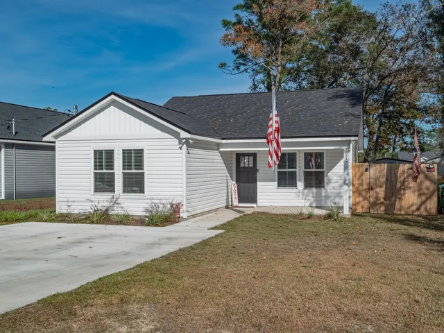 $220,000 | 137 Ted Lott Lane, Crawfordville, FL 32327