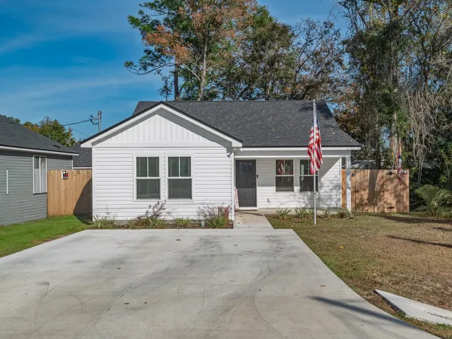 $220,000 | 137 Ted Lott Lane, Crawfordville, FL 32327
