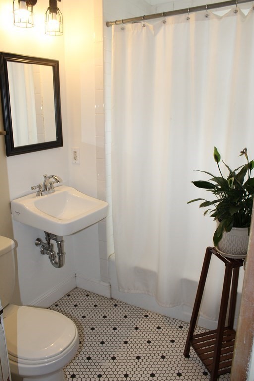 21 High Street West Springfield, MA 01089 - Photo 17 of 17