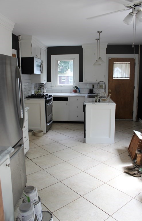 21 High Street West Springfield, MA 01089 - Photo 2 of 17