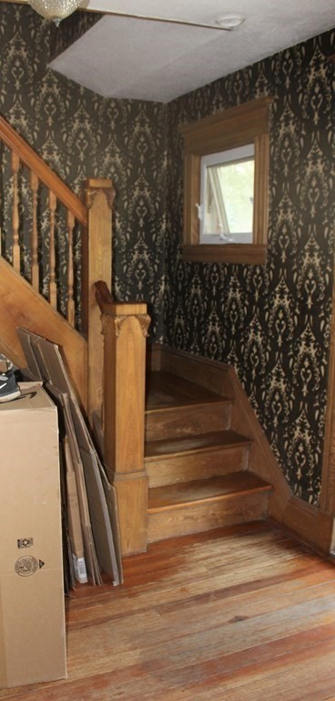 21 High Street West Springfield, MA 01089 - Photo 8 of 17