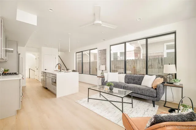 $3,900 | 267 South Jackson Street, Denver, CO 80209