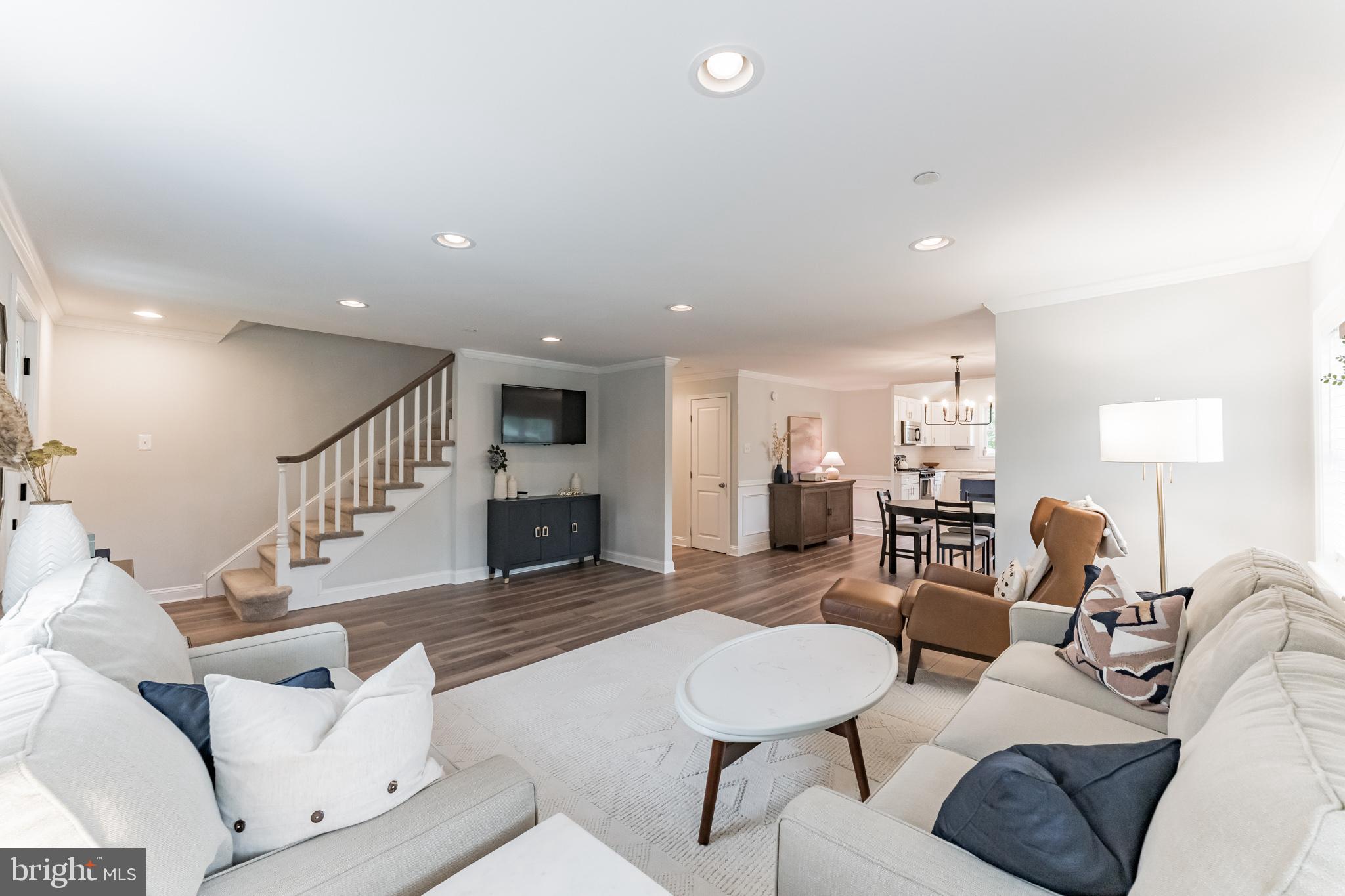 511 Highland Avenue Ambler, PA 19002 - Photo 7 of 38 Living Room