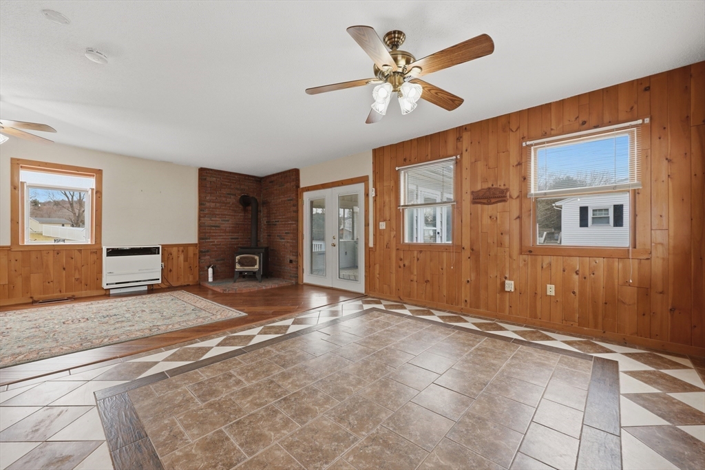 13 Avon Drive Hudson, MA 01749 - Photo 13 of 42