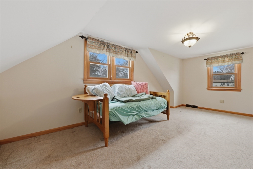 13 Avon Drive Hudson, MA 01749 - Photo 32 of 42
