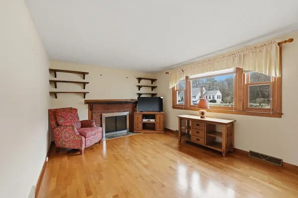 $650,000 | 13 Avon Drive, Hudson, MA 01749