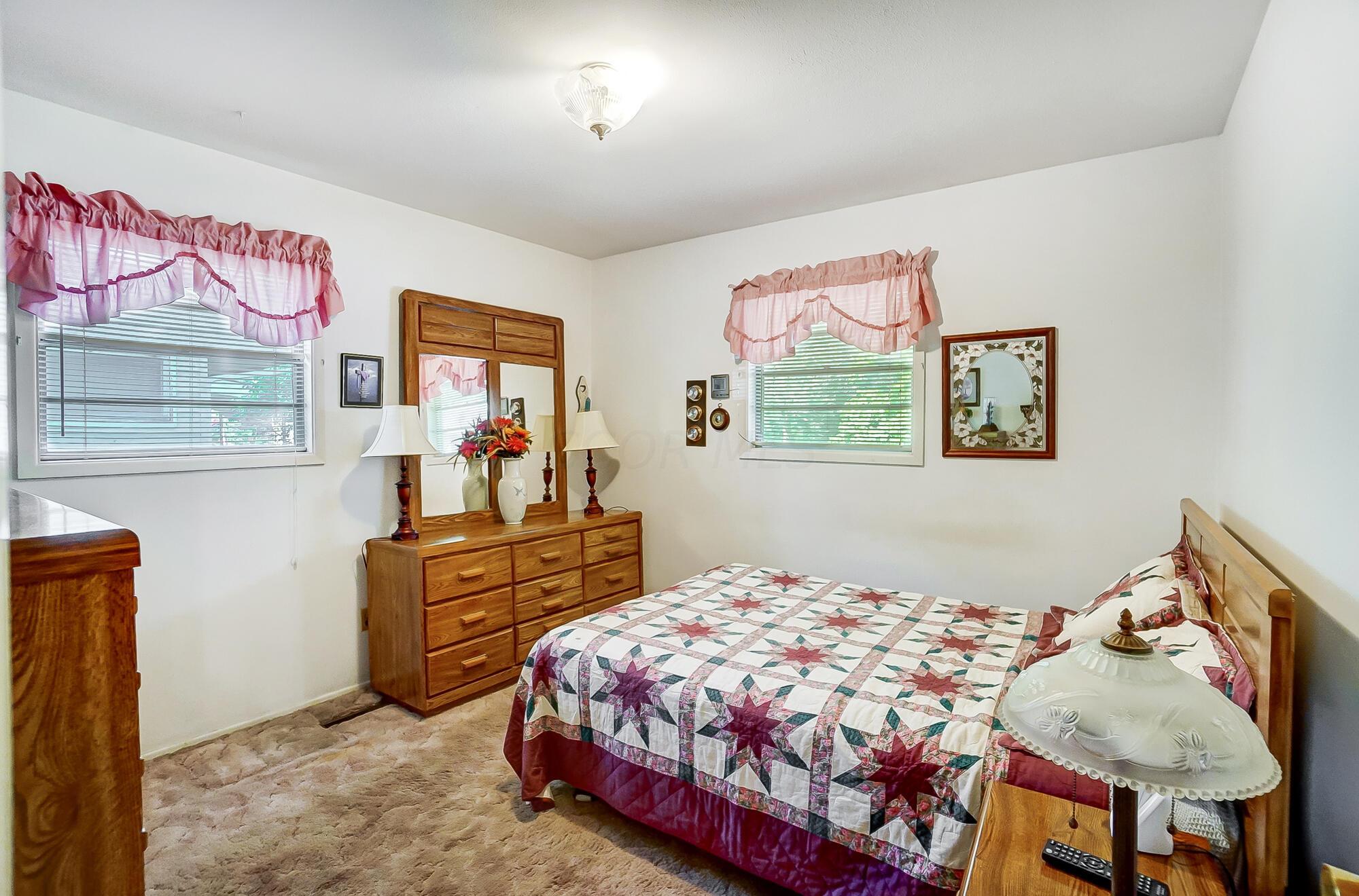 1469 Shady Lane Road Columbus, OH 43227 - Photo 15 of 41 Primary Bedroom