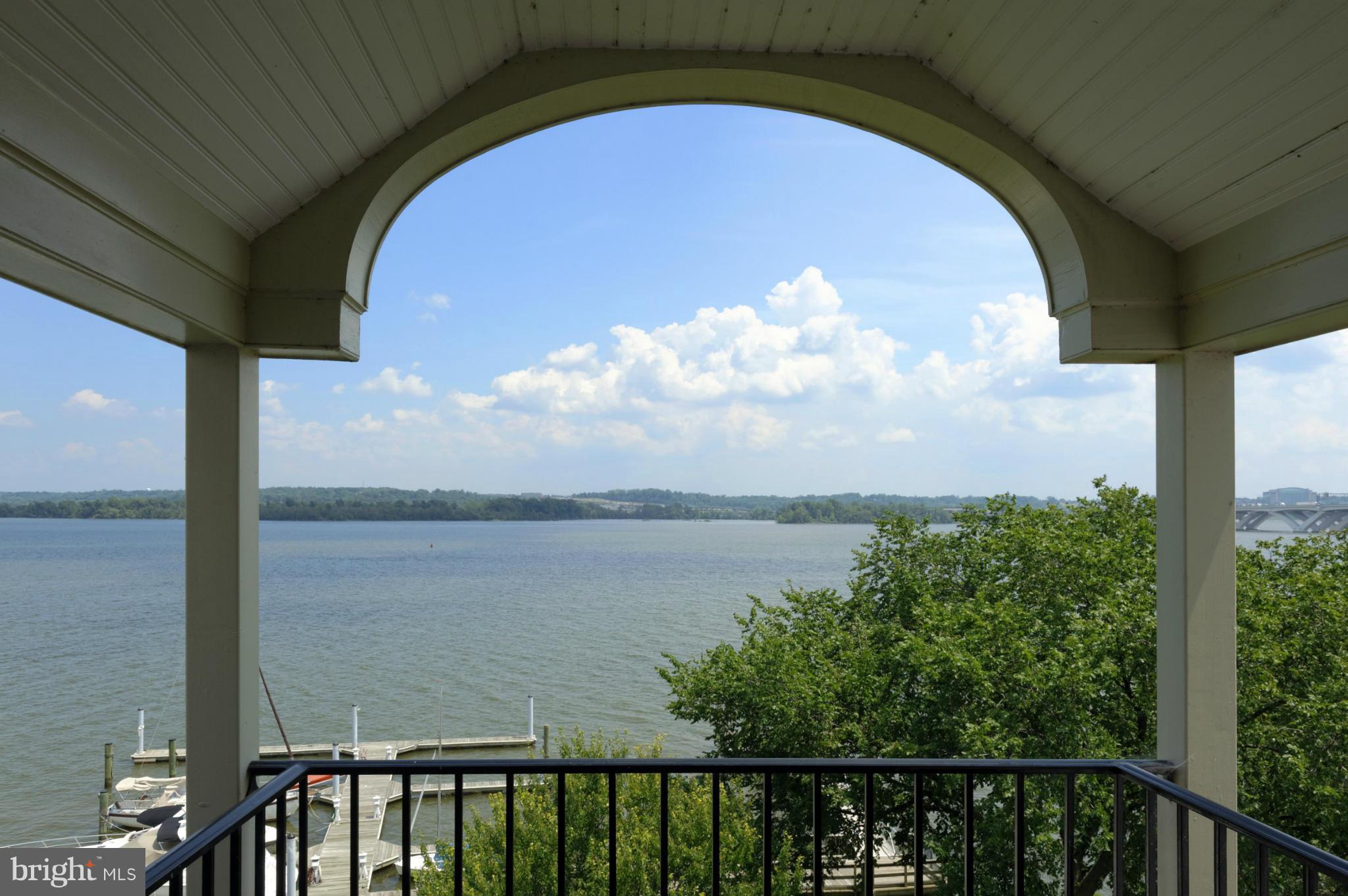 22 Wolfe Street Alexandria, VA 22314 - Photo 2 of 30 View