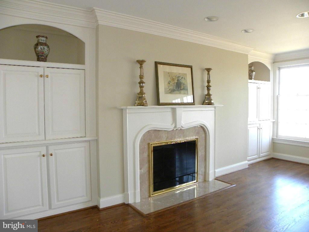 22 Wolfe Street Alexandria, VA 22314 - Photo 13 of 30 Bedroom (Master)