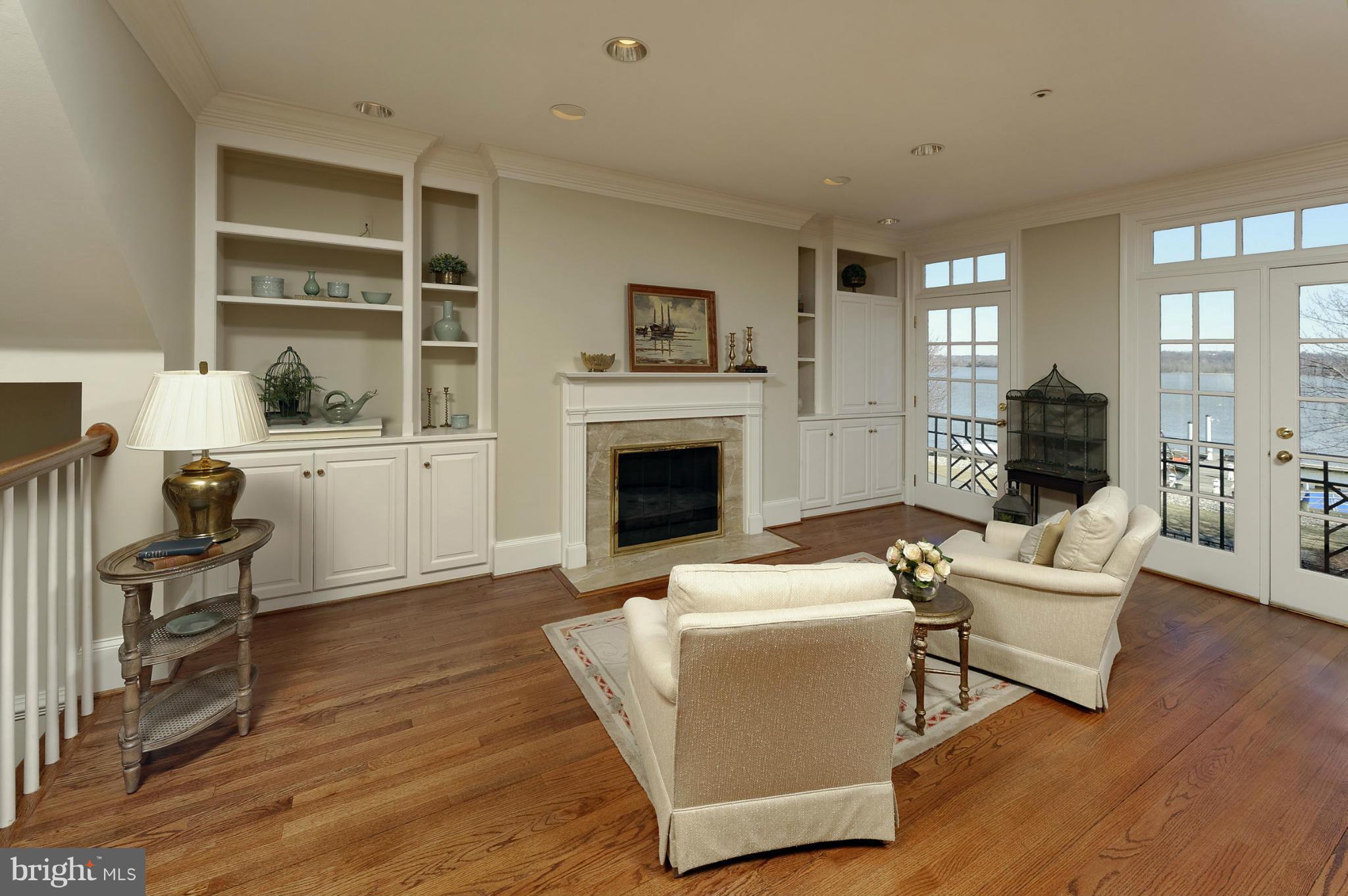 22 Wolfe Street Alexandria, VA 22314 - Photo 9 of 30 Family Room