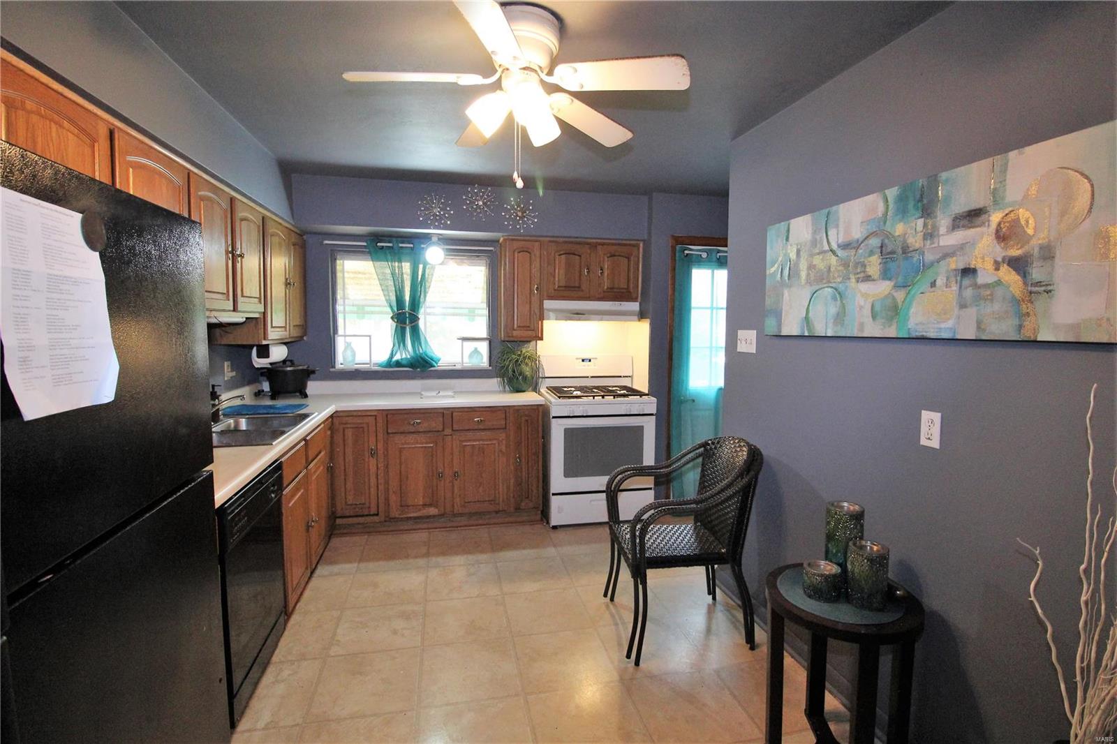 9632 Tesson Ferry Road St. Louis, MO 63123 - Photo 14 of 63
