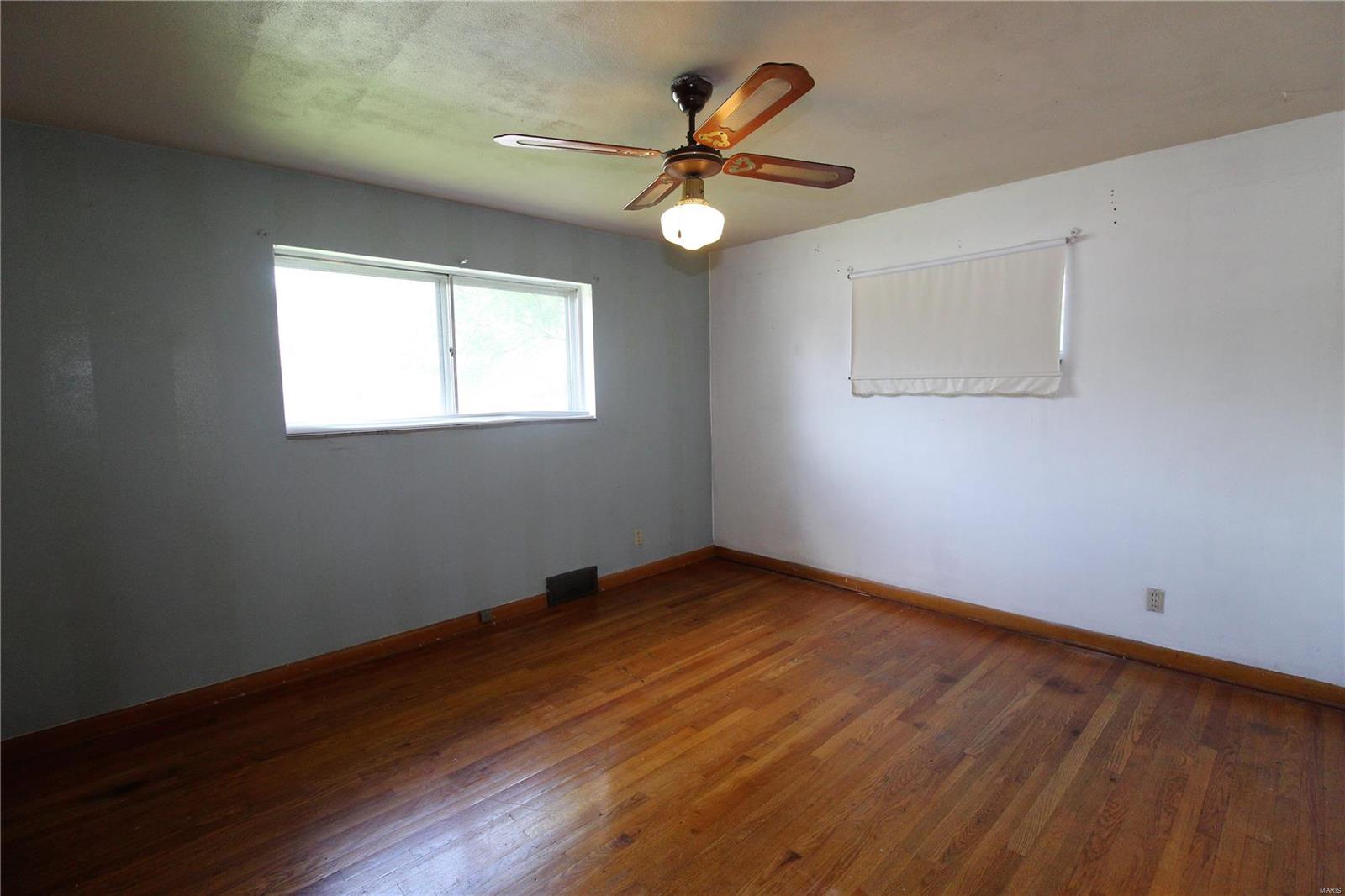 9632 Tesson Ferry Road St. Louis, MO 63123 - Photo 21 of 63
