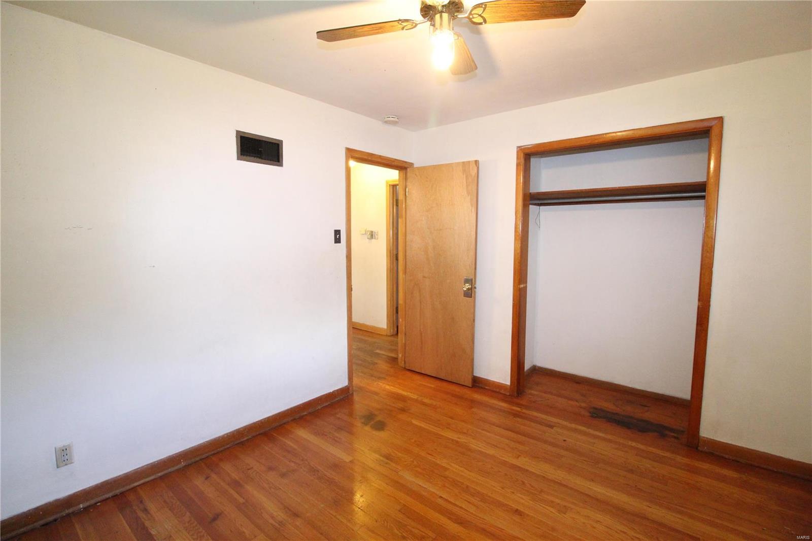 9632 Tesson Ferry Road St. Louis, MO 63123 - Photo 26 of 63