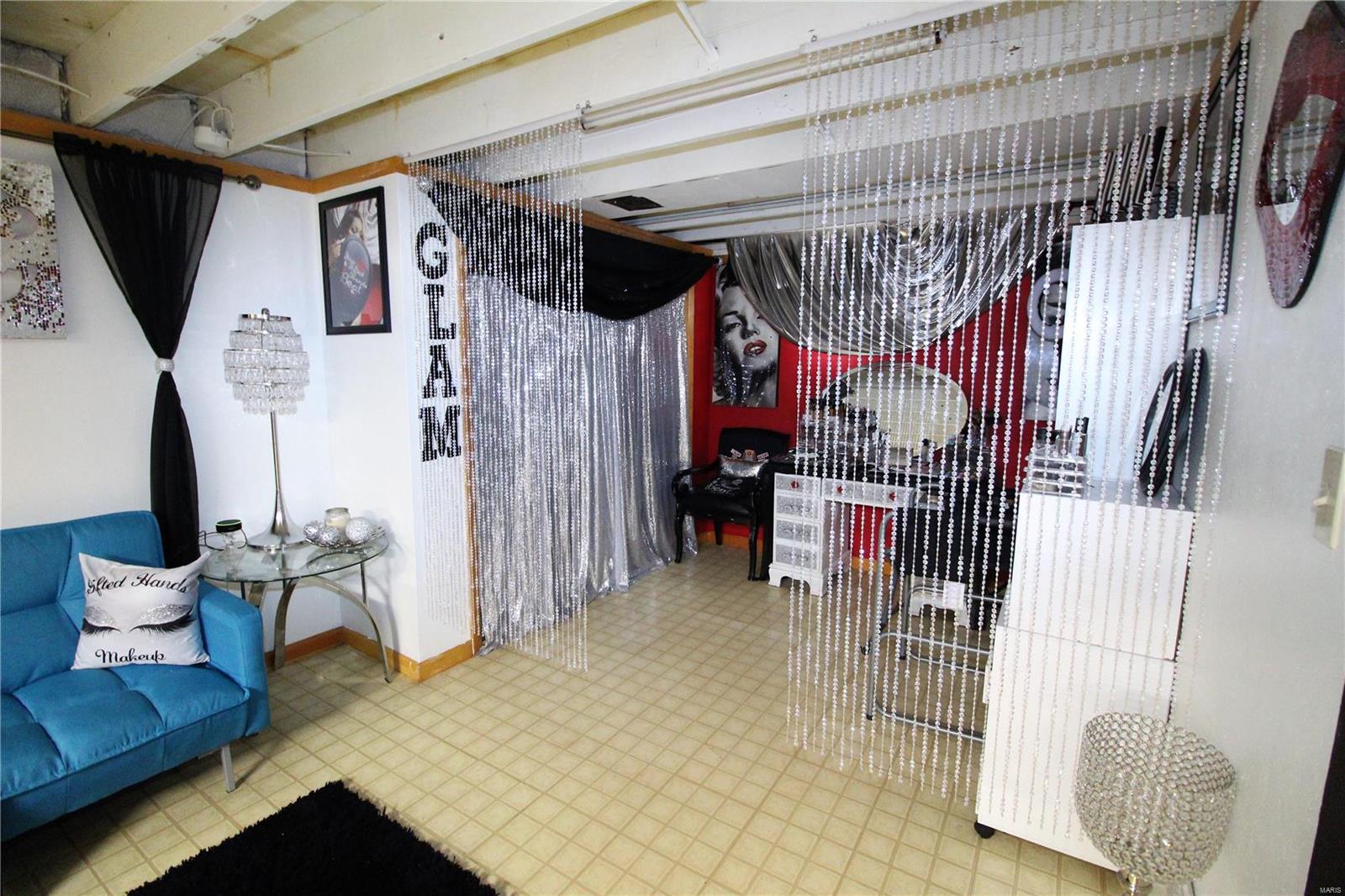 9632 Tesson Ferry Road St. Louis, MO 63123 - Photo 32 of 63