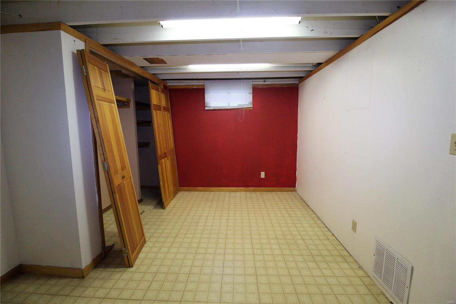 9632 Tesson Ferry Road St. Louis, MO 63123 - Photo 42 of 63