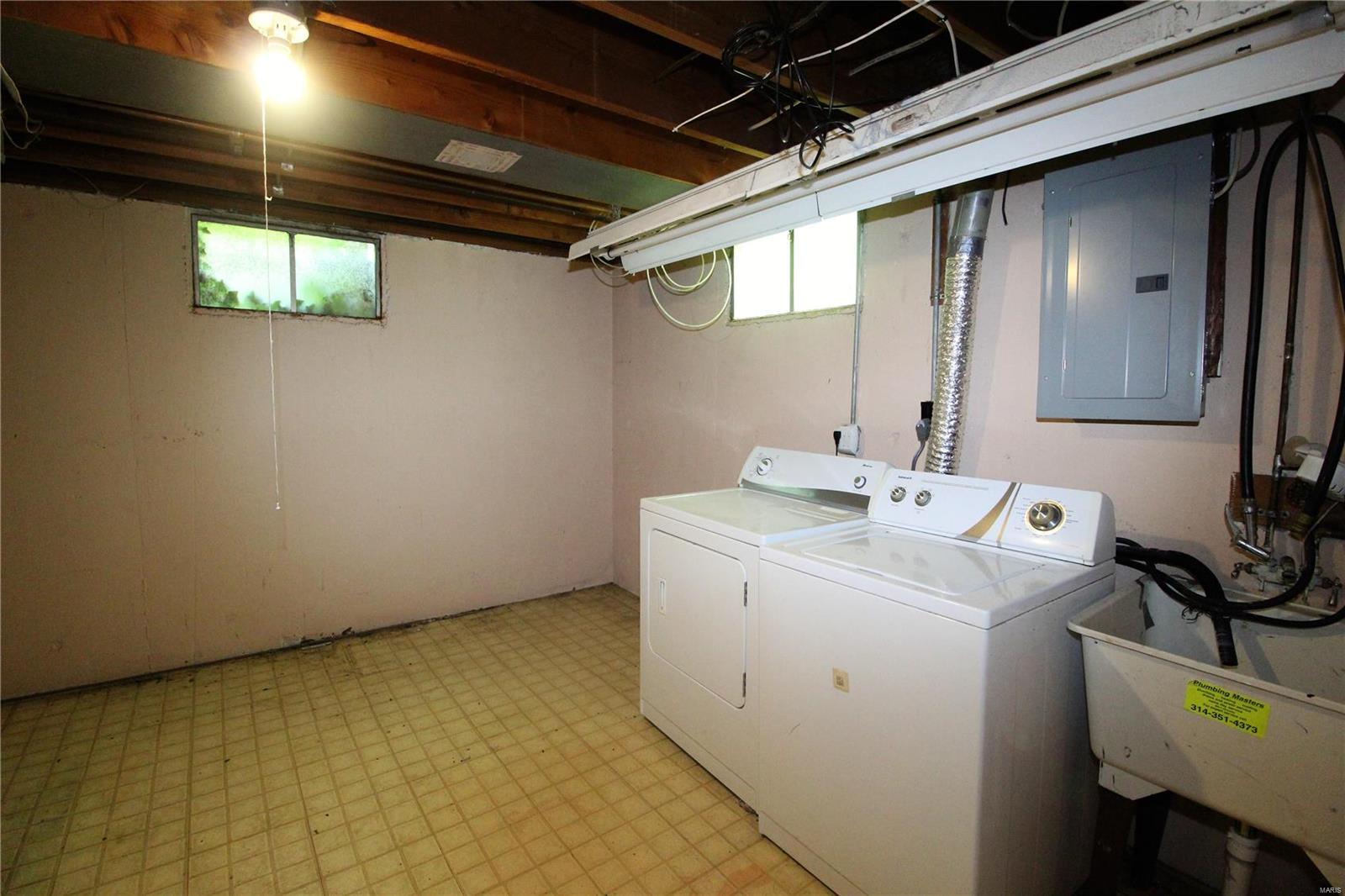 9632 Tesson Ferry Road St. Louis, MO 63123 - Photo 51 of 63