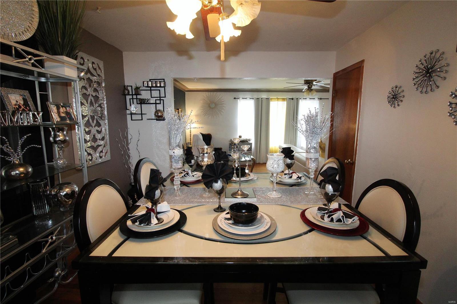 9632 Tesson Ferry Road St. Louis, MO 63123 - Photo 10 of 63