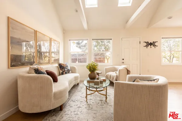 $989,000 | 12458 Laurel Terrace Drive, Studio City, CA 91604