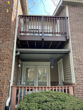 $223,800 | 10942 Vauxhall Drive, Creve Coeur, MO 63146