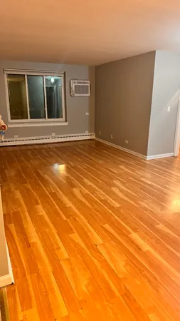 a view of empty room with an empty space