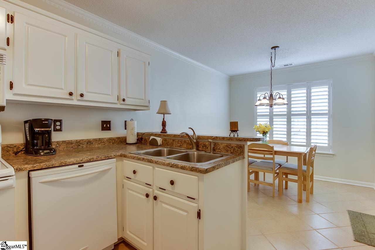 419 East Butler Road, Unit 32 Mauldin, SC 29662 - Photo 10 of 29 Gallery Image 10