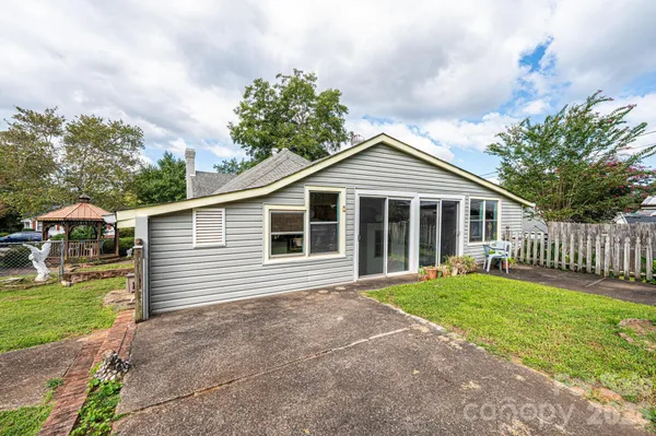 a view of a living room with a lot of stuff