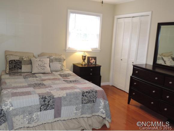 141 Chambers Cove Road Canton, NC 28716 - Photo 11 of 24
