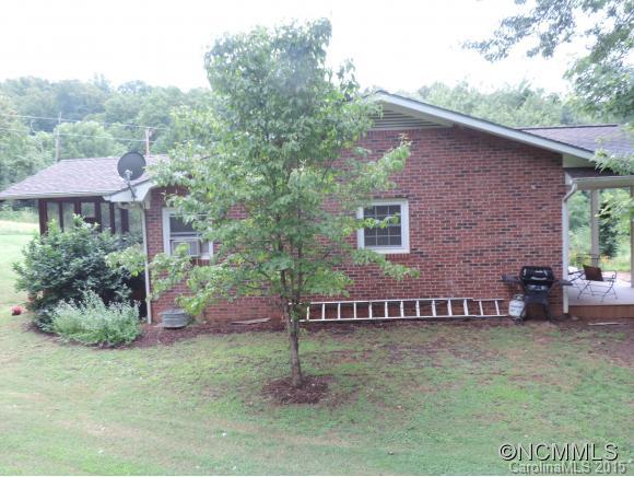 141 Chambers Cove Road Canton, NC 28716 - Photo 19 of 24