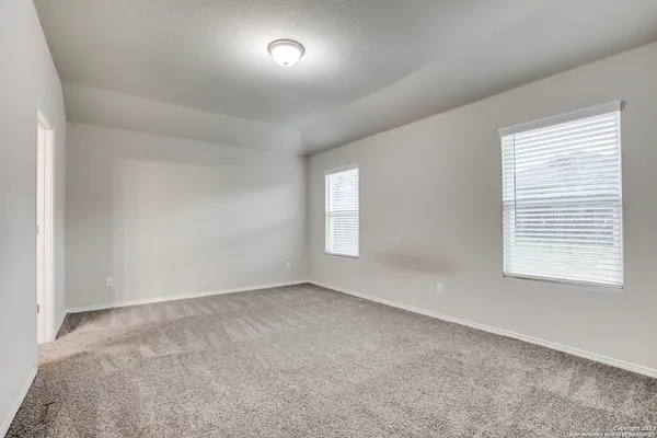 $1,699 | 2025 Rhesus View, San Antonio, TX 78245