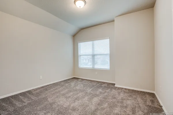 $1,685 | 2025 Rhesus View, San Antonio, TX 78245