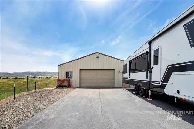 $1,348,000 | 5880 Sweet Ola Highway, Sweet, ID 83670