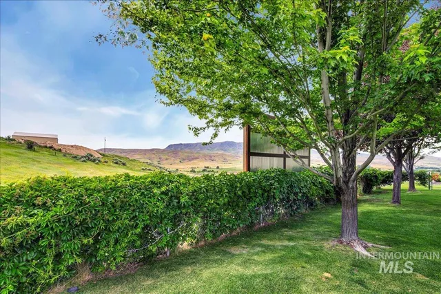 $1,348,000 | 5880 Sweet Ola Highway, Sweet, ID 83670