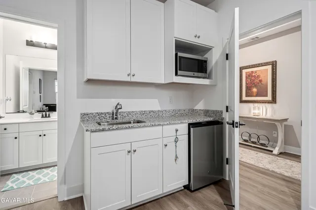 $639,990 | 8812 Dale Drive West, Lancaster, CA 93536