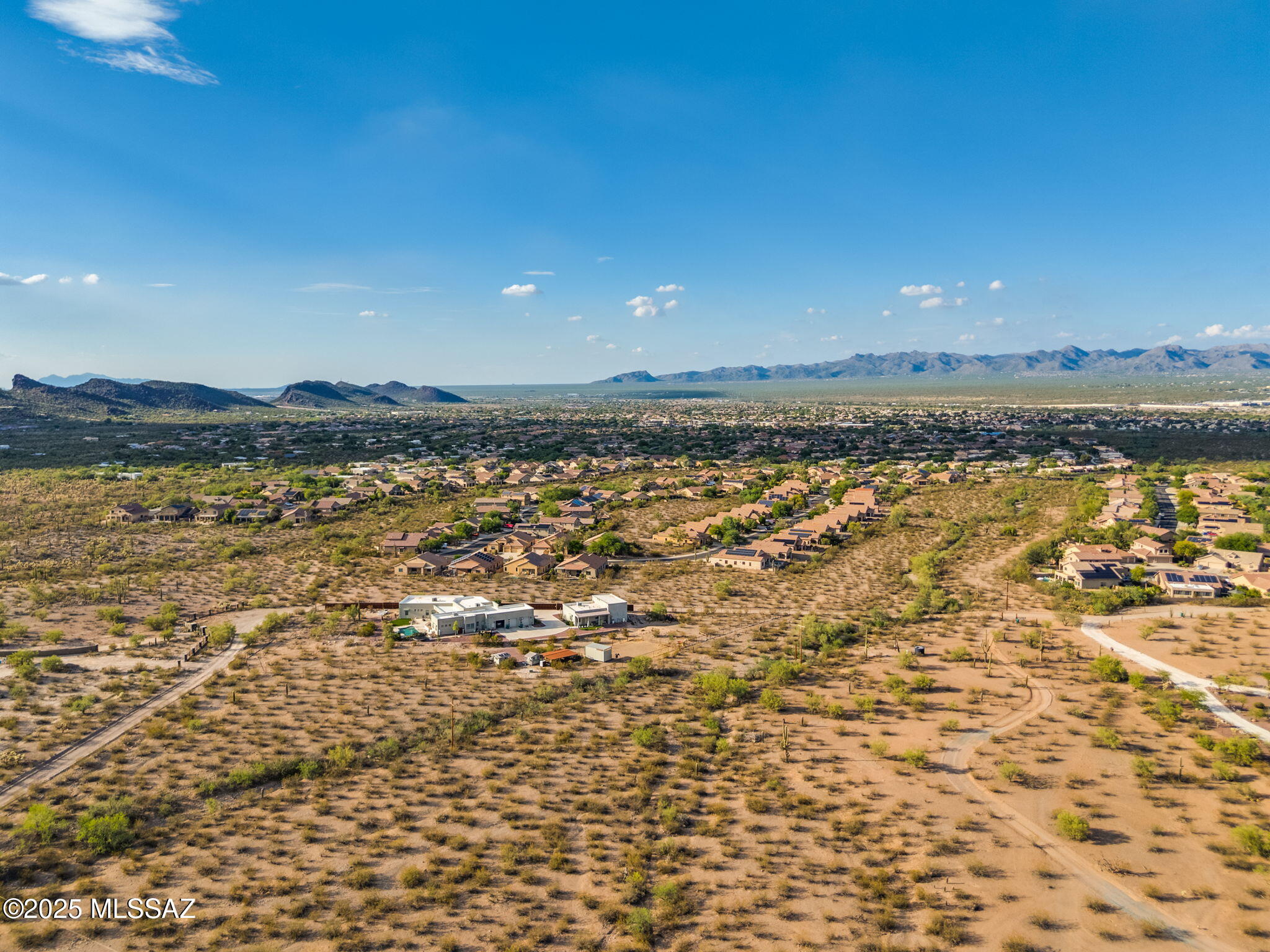 7759 North Artesiano Road, Unit 2 Tucson, AZ 85743 - Photo 22 of 33