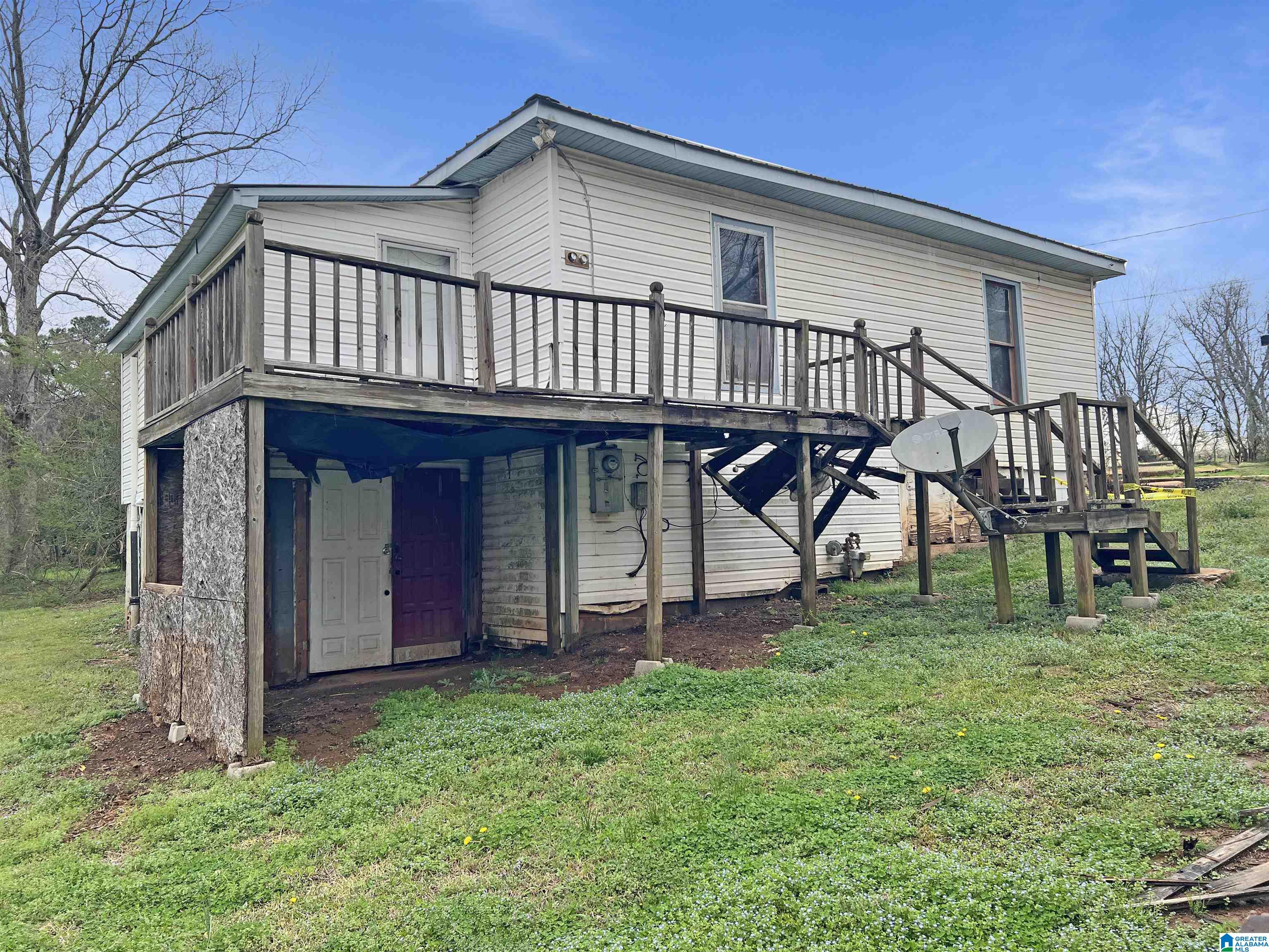 137 Price Street Roanoke, AL 36274 - Photo 3 of 20