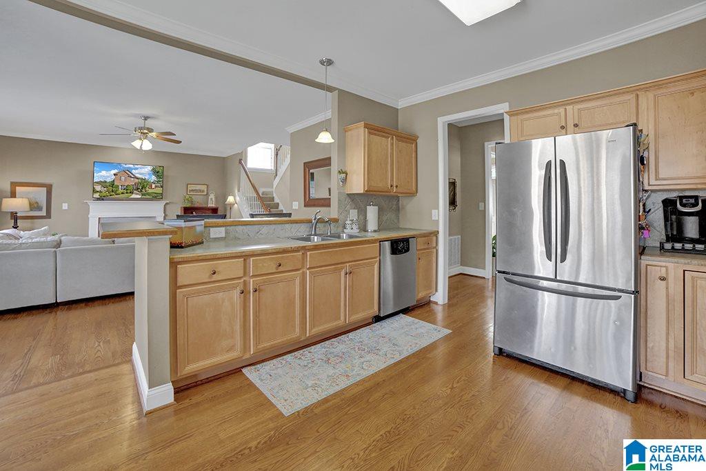 1119 Oak Grove Road Birmingham, AL 35209 - Photo 8 of 30
