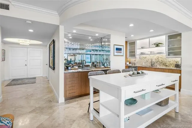 $2,375,000 | 2001 Southeast Sailfish Point Boulevard, Unit 105, Stuart, FL 34996