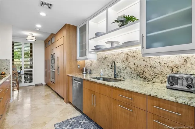 $2,375,000 | 2001 Southeast Sailfish Point Boulevard, Unit 105, Stuart, FL 34996