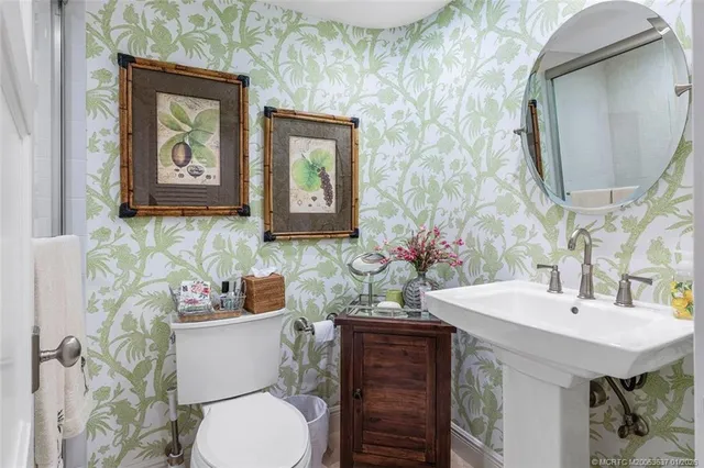 $2,375,000 | 2001 Southeast Sailfish Point Boulevard, Unit 105, Stuart, FL 34996