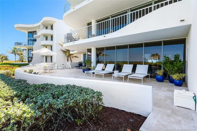 $2,375,000 | 2001 Southeast Sailfish Point Boulevard, Unit 105, Stuart, FL 34996
