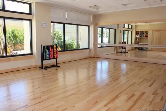 $2,375,000 | 2001 Southeast Sailfish Point Boulevard, Unit 105, Stuart, FL 34996