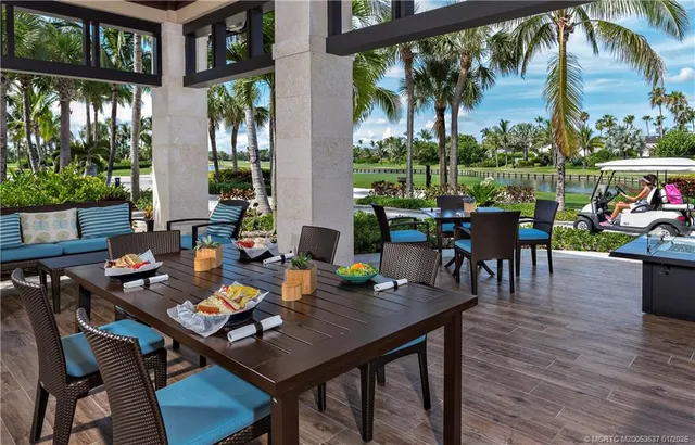 $2,375,000 | 2001 Southeast Sailfish Point Boulevard, Unit 105, Stuart, FL 34996