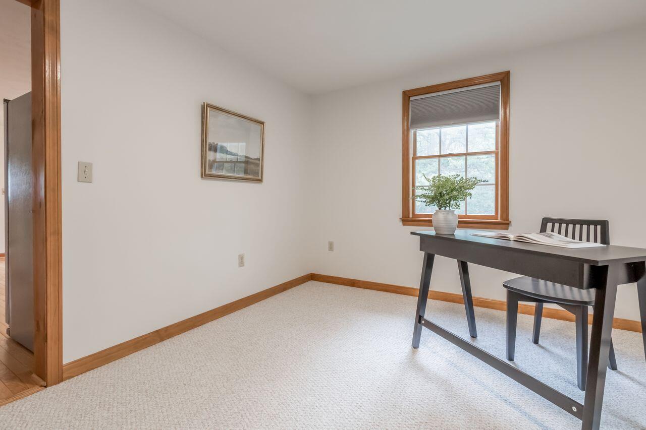 39 Middle Road Kennebunk, ME 04043 - Photo 14 of 40 2022076MB-71037