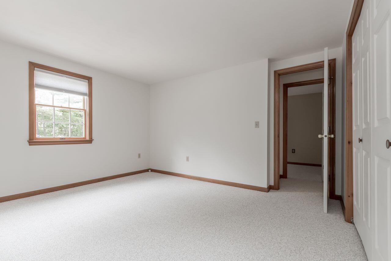 39 Middle Road Kennebunk, ME 04043 - Photo 29 of 40 2022076MB-71060