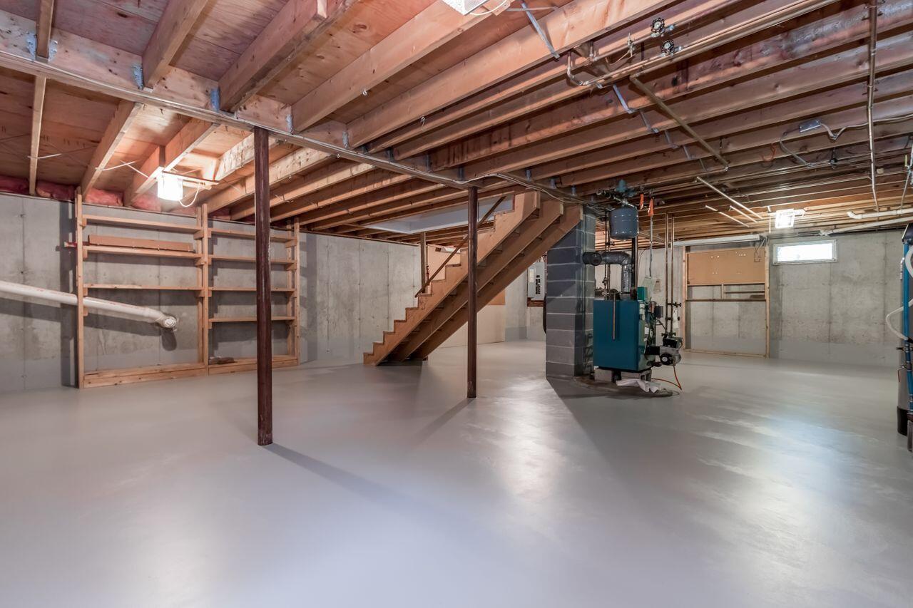 39 Middle Road Kennebunk, ME 04043 - Photo 33 of 40 2022076MB-71067