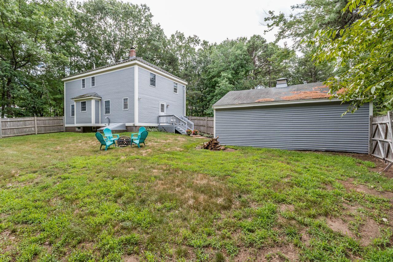 39 Middle Road Kennebunk, ME 04043 - Photo 37 of 40 2022076MB-71080