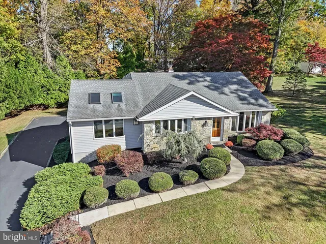 $839,900 | 809 Ellis Avenue, Newtown Square, PA 19073