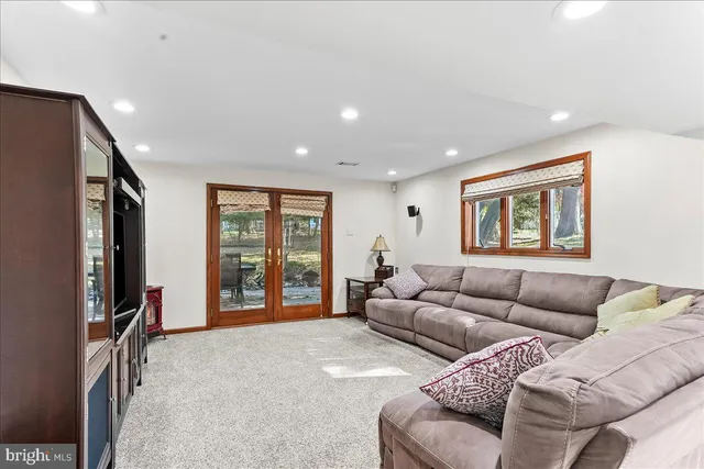 $839,900 | 809 Ellis Avenue, Newtown Square, PA 19073